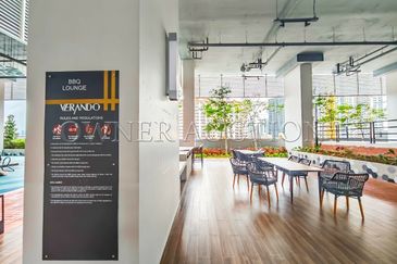 [High ROI; Partial Furnished] Condominium [Near Sunway Pyramid & Universities]