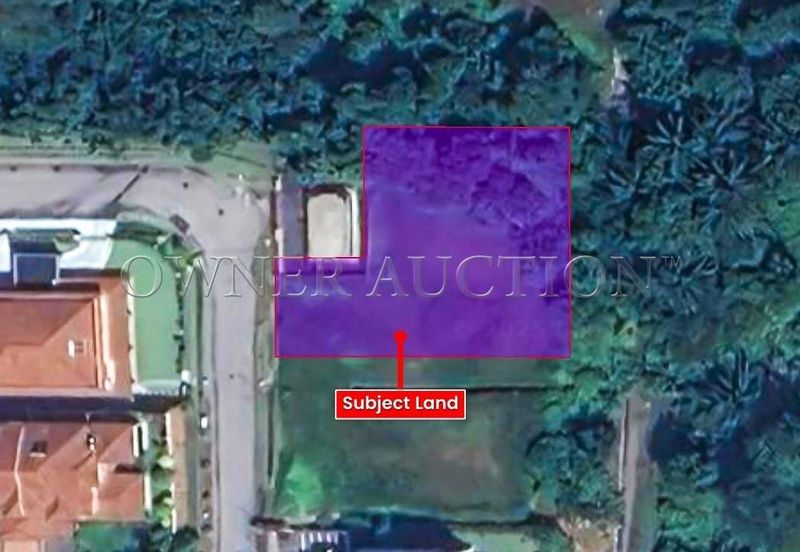 [Rear boundary opens to serene golf-course view; next to Shah Alam Golf Club (KGSAAS)] Exclusive Vacant Bungalow Land [Flat terrain and wide frontage-