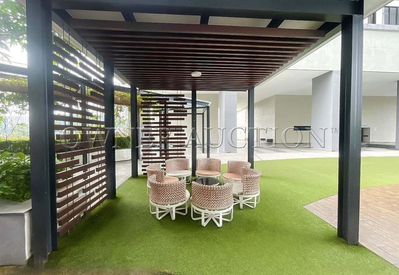 ROI can up to 5% Service Apartment Close to MRT & LRT Maluri, Pandan Jaya LRT station