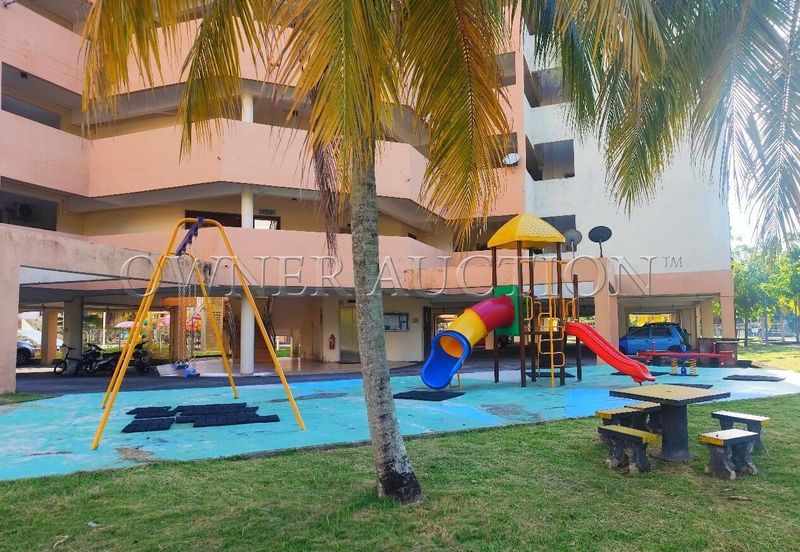 [Vacant Unit; WaterPark View] Apartment [9 min to Pantai Tanjung Biru]