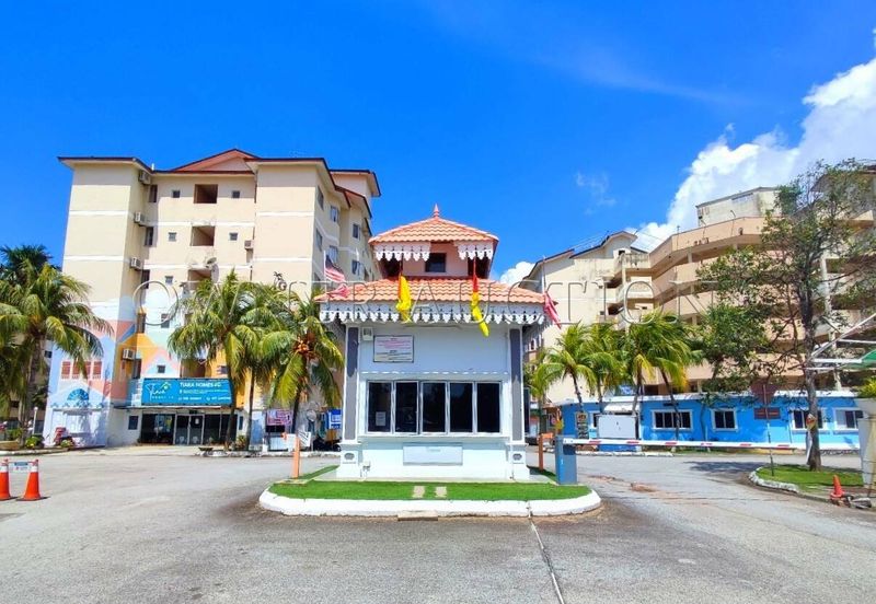 [Vacant Unit; WaterPark View] Apartment [9 min to Pantai Tanjung Biru]