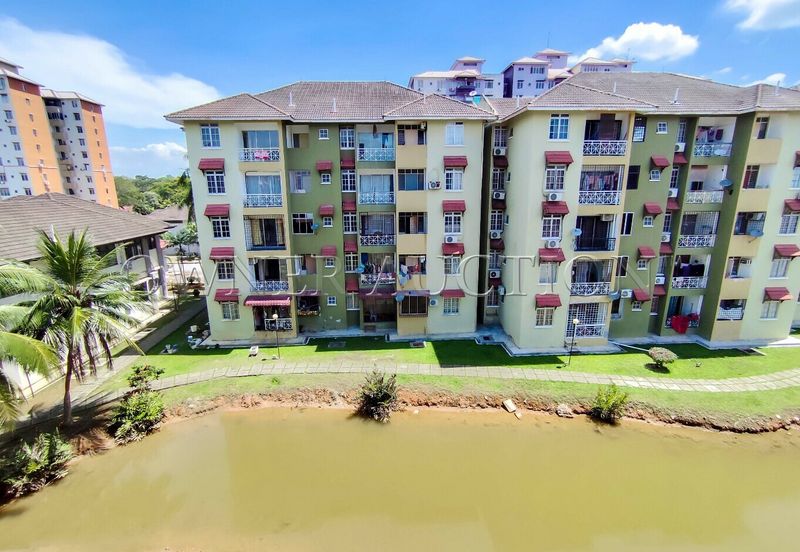 [ROI > 6%; Tourist hotspot] Penthouse [8 min to Port Dickson Beach]