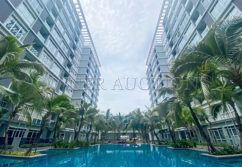 [Strategic Location] Condominium [Next to Bukit Kemuning Golf & Country Resort]