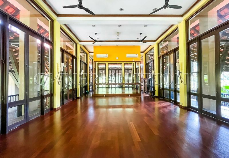 [Private Landed Residence-Strata Title; Foreign Buyer Eligibility] Villa [Close to Kuala Lumpur City Centre; KL International Airport (KLIA)]