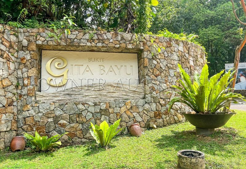 [Private Landed Residence-Strata Title; Foreign Buyer Eligibility] Villa [Close to Kuala Lumpur City Centre; KL International Airport (KLIA)]