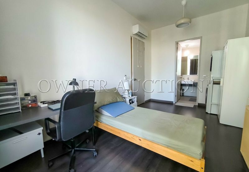 ROI can up to 5% Service Apartment Close to MRT & LRT Maluri, Pandan Jaya LRT station