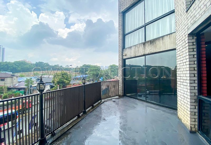 [Gated and Guarded Community; Located in Strategic and Matured Township] Shop Office [5 Min to Sungai Buloh MRT/KTM Station]