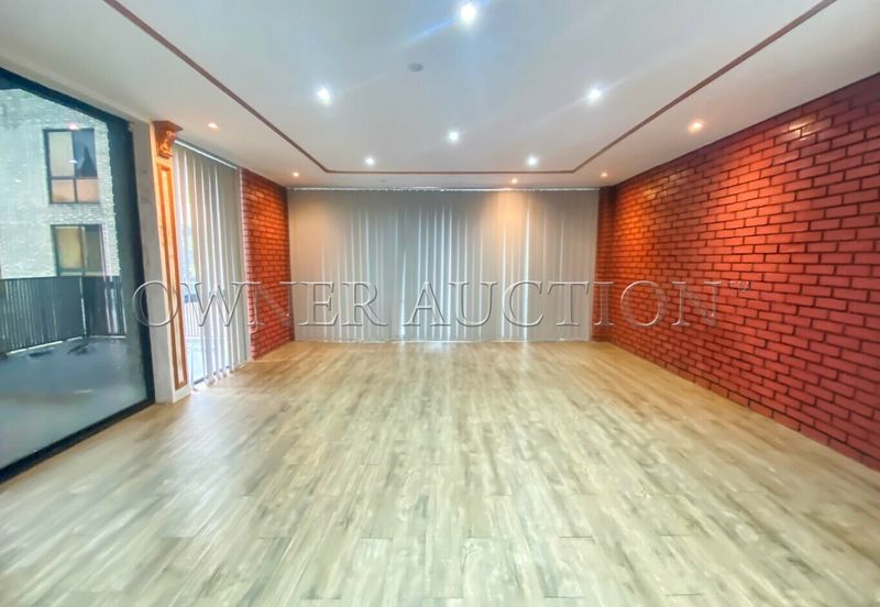 [Gated and Guarded Community; Located in Strategic and Matured Township] Shop Office [5 Min to Sungai Buloh MRT/KTM Station]