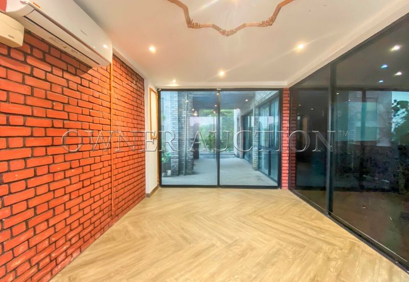 [Gated and Guarded Community; Located in Strategic and Matured Township] Shop Office [5 Min to Sungai Buloh MRT/KTM Station]