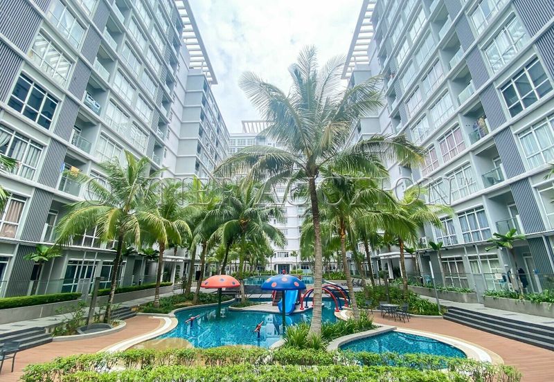 [Strategic Location] Condominium [Next to Bukit Kemuning Golf & Country Resort]