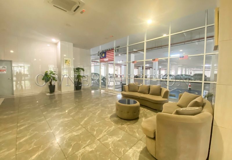 [Strategic Location] Condominium [Next to Bukit Kemuning Golf & Country Resort]