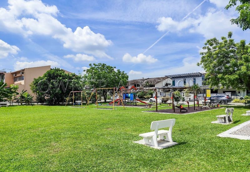 [Strategic location] 2 Storey Terrace House [5 min to Econsave Bangi & Plaza Metro Kajang]