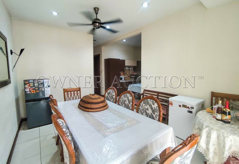 [Prestige Living in the Heart of Shah Alam] 2 Storey Superlink House [Next to Plaza Tol Shah Alam]