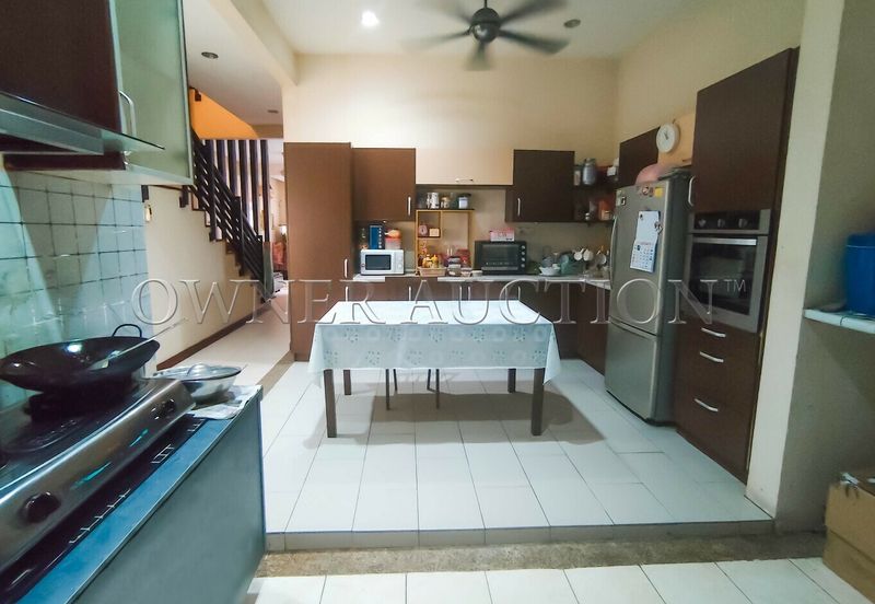[Prestige Living in the Heart of Shah Alam] 2 Storey Superlink House [Next to Plaza Tol Shah Alam]