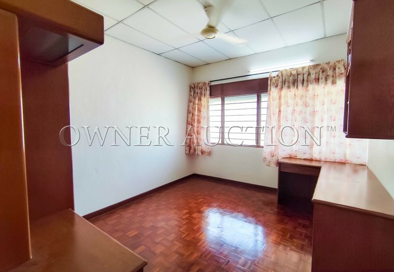[Spacious Land] 2 Storey Semi Detached House [Prime Location]