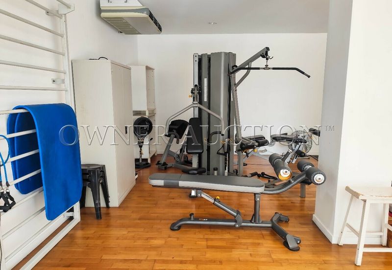 [Duplex unit] Condominium [10 min to AEON Big & Subang Parade]