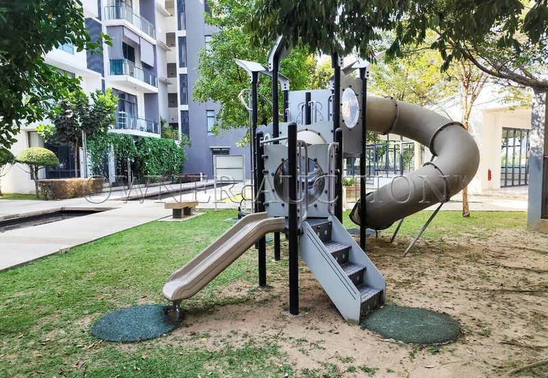 [Duplex unit] Condominium [10 min to AEON Big & Subang Parade]