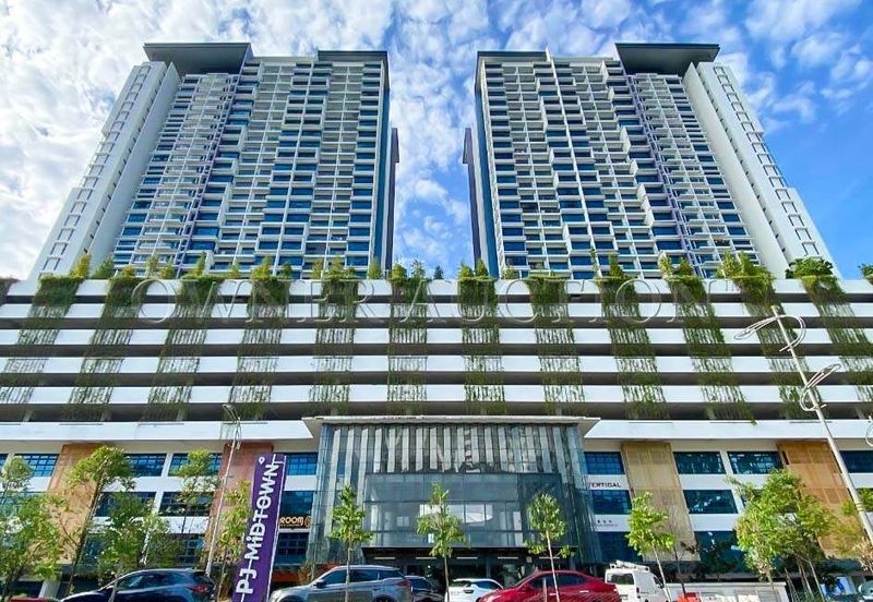 [High Rise Unit] Service Apartment [Short Distance to Jaya33, LRT Station Asia Jaya and Taman Jaya, AmCorp Mall, PPUM Hospital,Taman Jaya Park]