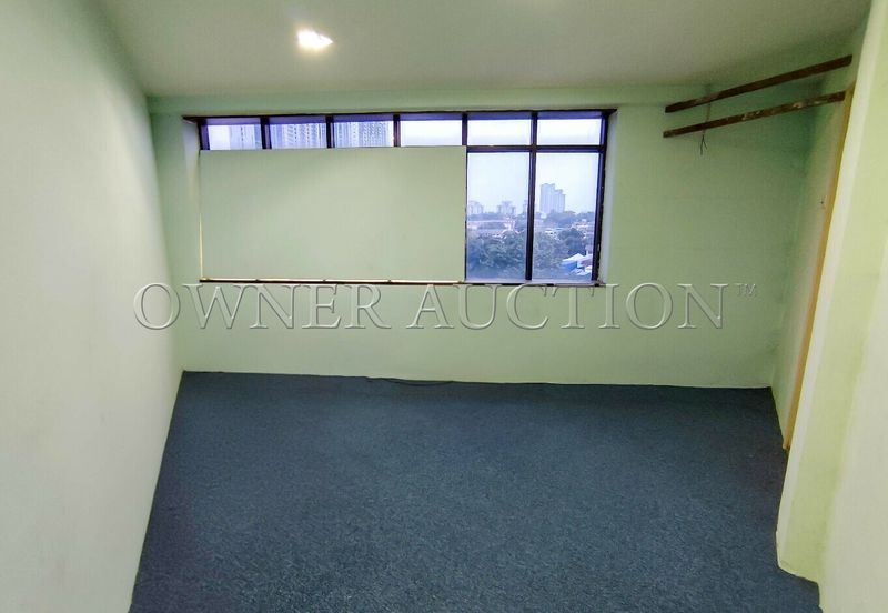 [High Visibility Location] Office with Lift [Well-connected on Jalan Puchong, Jalan Klang Lama (Old Klang Road)]