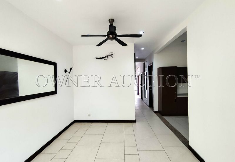 [Prestige Living in the Heart of Shah Alam] 2 Storey Superlink House [Next to Plaza Tol Shah Alam]