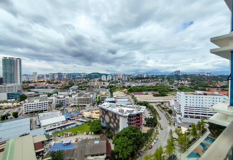 [High Rise Unit] Service Apartment [Short Distance to Jaya33, LRT Station Asia Jaya and Taman Jaya, AmCorp Mall, PPUM Hospital,Taman Jaya Park]