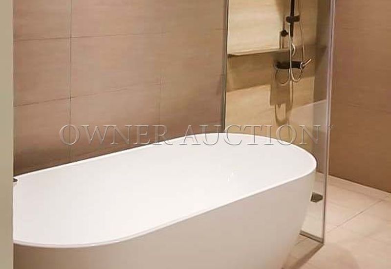 [High Floor Serviced Apartment Ideal for Own Stay or Investment] Service Apartment [Prime KL city living with close access to amenities such as KLCC, 