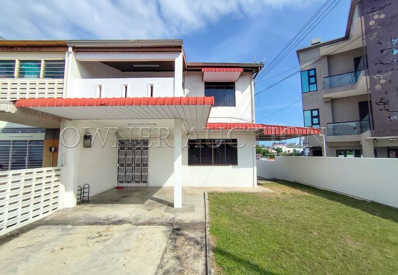 [Spacious Land] 2 Storey Semi Detached House [Prime Location]