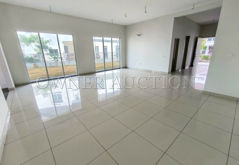 [Brand new unit; With extra land] 2 Storey Terrace House [5 min to Sanctuary Mall, Lotus's Rimbayu and Quayside Mall]