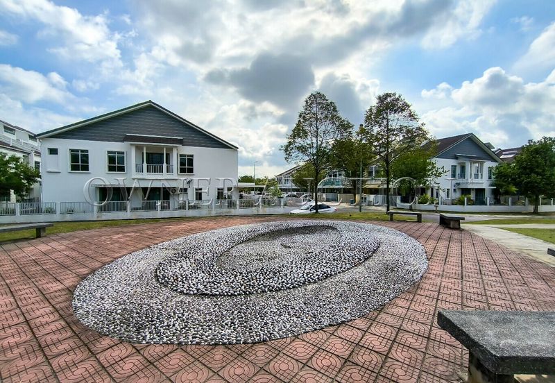 [Brand new unit; With extra land] 2 Storey Terrace House [5 min to Sanctuary Mall, Lotus's Rimbayu and Quayside Mall]