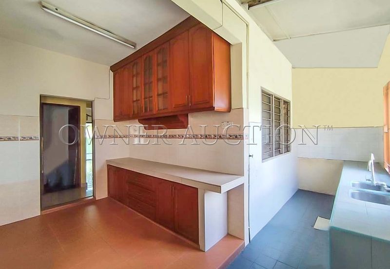 [Strategic location] 2 Storey Terrace House [5 min to Econsave Bangi & Plaza Metro Kajang]