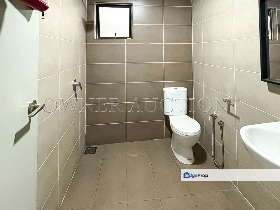[Partially Furnished Unit] Condominium [12min LRT Station Glenmarie,4min Stesen KTM Komuter Batu Tiga], Selangor, Shah Alam