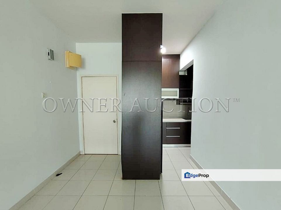 [Vacant Unit] Condominium [70% Occupancy Rate; Right Beside SJKC Kheow Bin; 3 min to Batu Caves KTM Station], Selangor, Batu Caves 