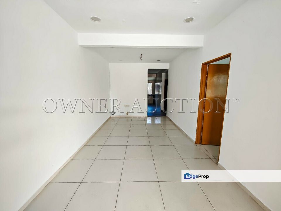 [Located in Strategic and Mature Township] 1 Storey Terrace House [Surrounded by a Variety of Shops and Daily Essential], Selangor, Klang