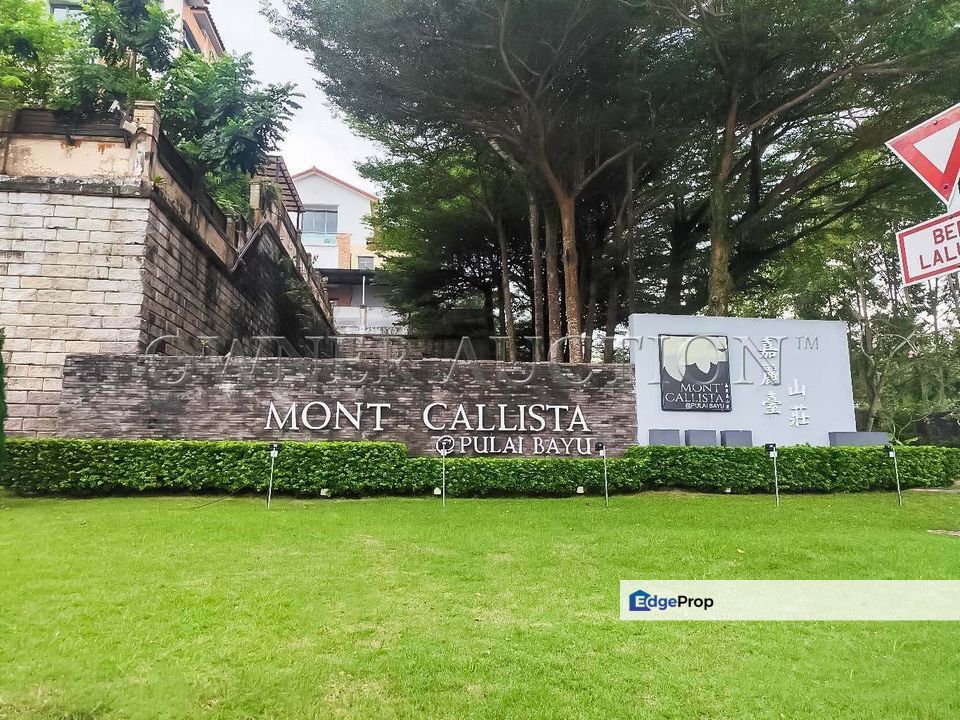 [Gated and Guarded Housing Area, Renovated House, Partially Furnished] 3 Storey Semi Detached House [10 min to Mydin Mall Mutiara Rini, 10 min to Skud, Johor, Skudai