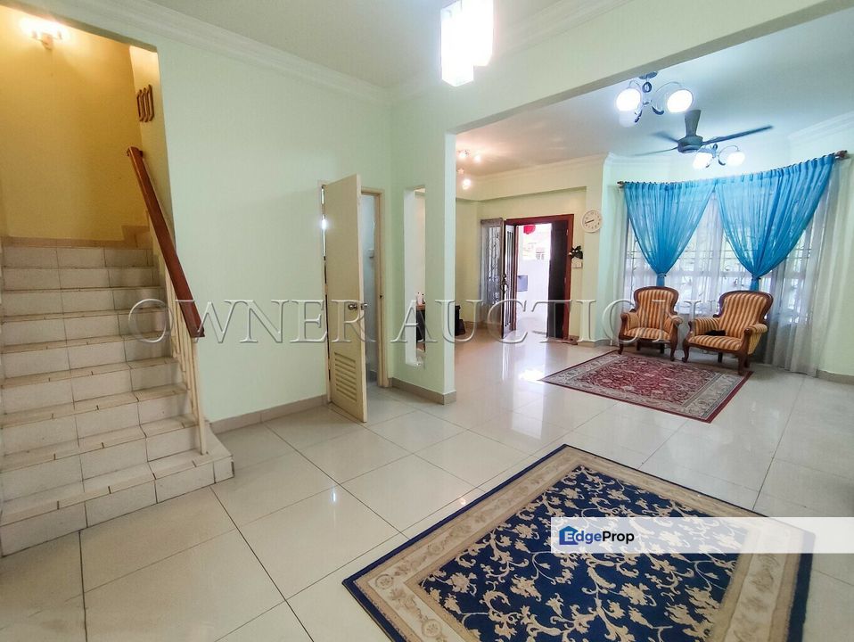 [Guarded and Privacy Housing Area] 2.5 Storey Terrace House [4min to MRT Bandar Tun Hussein Onn, 8min to MRT Taman Suntex, 9min to Aeon Cheras Selatan, Selangor, 