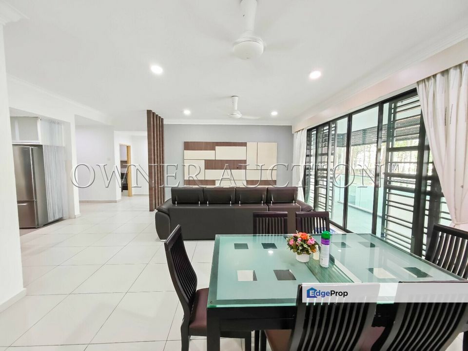 [Renovated unit with private garden] Condominium [5 mins to DPULZE Shopping Centre, Tamarind Square & MMU], Selangor, Cyberjaya