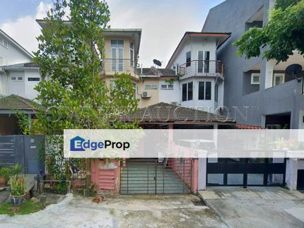 [Walking distance to Taman Bukit Utama hillside jogging track] 2 Storey Terrace House [5 min to Giant Bukit Antarabangsa], Selangor, Ampang