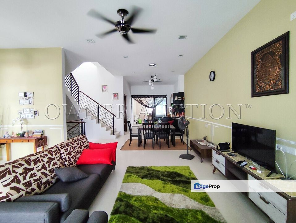 3 Storey Terrace House [8 min to Lotus's Pulai Hartamas & Sultan Azlan ...