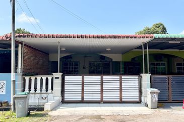 Single Storey house Taman Kangkar Indah Tangkak