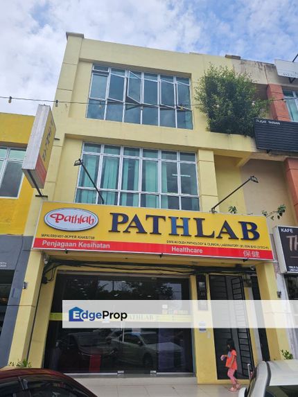 3 storey shop lot kluang , kluang mall , Johor, Kluang