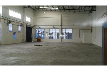 factory for rent at setia business park 1,nusajaya(BUA : 9.2k sqft @ RM1.00 psf)