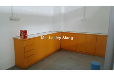 factory for rent at setia business park 1,nusajaya(BUA : 9.2k sqft @ RM1.00 psf)