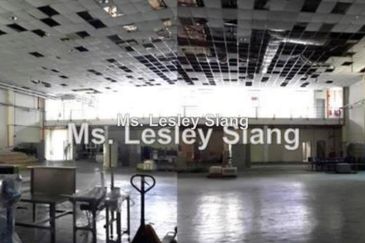 Detached Factory At Senai For Rent