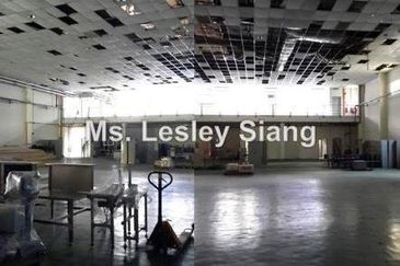 Detached Factory At Senai For Rent