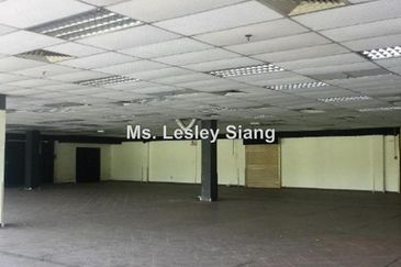 Detached Factory at Tampoi For Rent