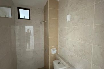 D'Summit Residences @ Kempas Utama