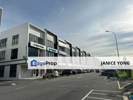Emerald 2 @ Austin Crest End Lot Shoplot, Johor, Johor Bahru