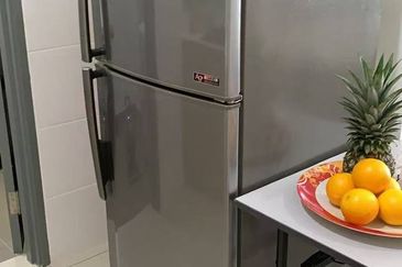 Meridin Bayvue Apartment