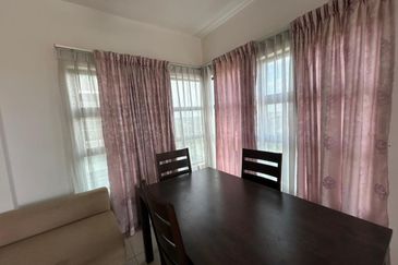 Ujana Executive Apartment