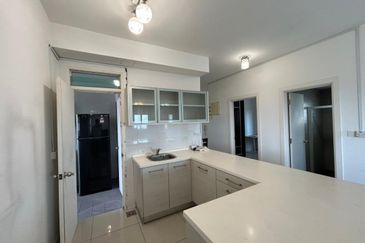 Ujana Executive Apartment